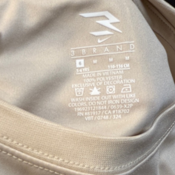 Nike Kids' Beige and Black Set - Picture 4 of 4